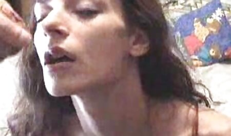 Seductora rubia facializada después de follar en POV estilo perrito videos xxx online español